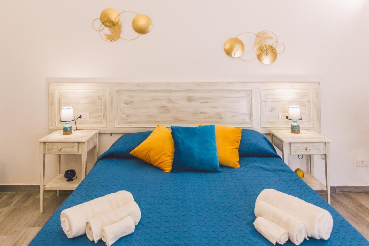 Mito & Mare Apartment Сиракуза Екстериор снимка