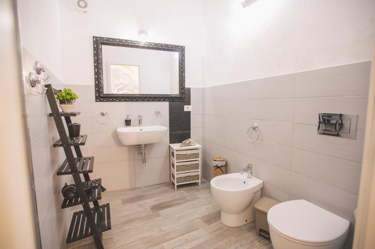 Mito & Mare Apartment Сиракуза Екстериор снимка